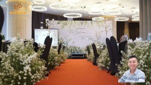 Tiệc cưới được tổ chức ở khách sạn Empyrean với sức chứa vô cùng lớn